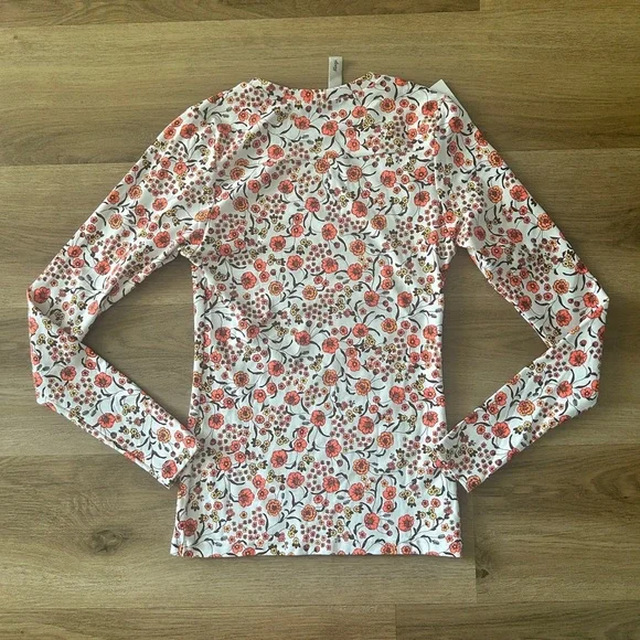 Maaji Floral Long Sleeve Rash Guard – Women’s Size M – NWT - Picture 6 of 8